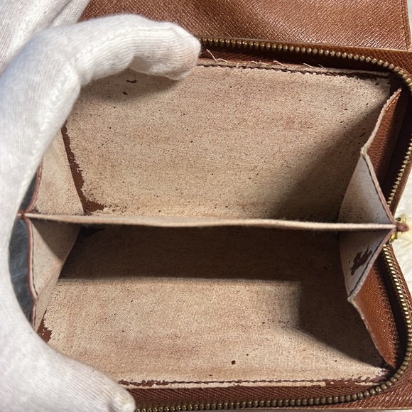 Louis Vuitton Porte Monnaie Tresor Wallet Monogram Canvas - Picture 13 of 16